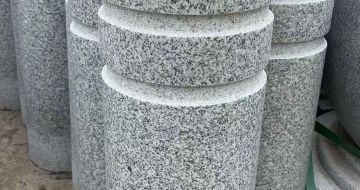 上饶 芝麻白花岗岩挡车柱、隔离柱多少钱