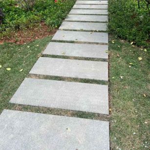 上饶 芝麻黑小区踏步、汀步石铺装效果