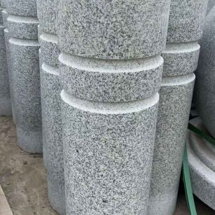上饶 芝麻白花岗岩挡车柱、隔离柱多少钱