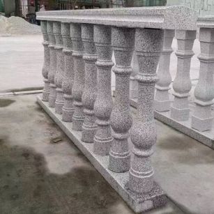 上饶 芝麻白圆形光面花瓶柱，栏杆