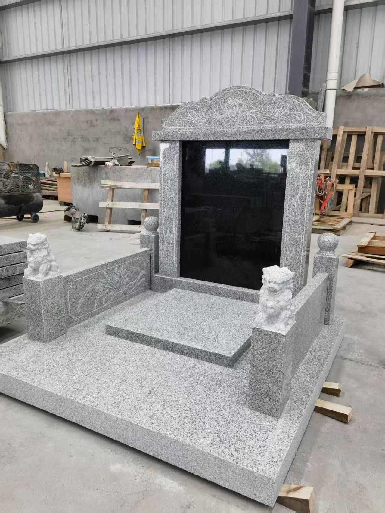 上饶 芝麻白公墓、套墓