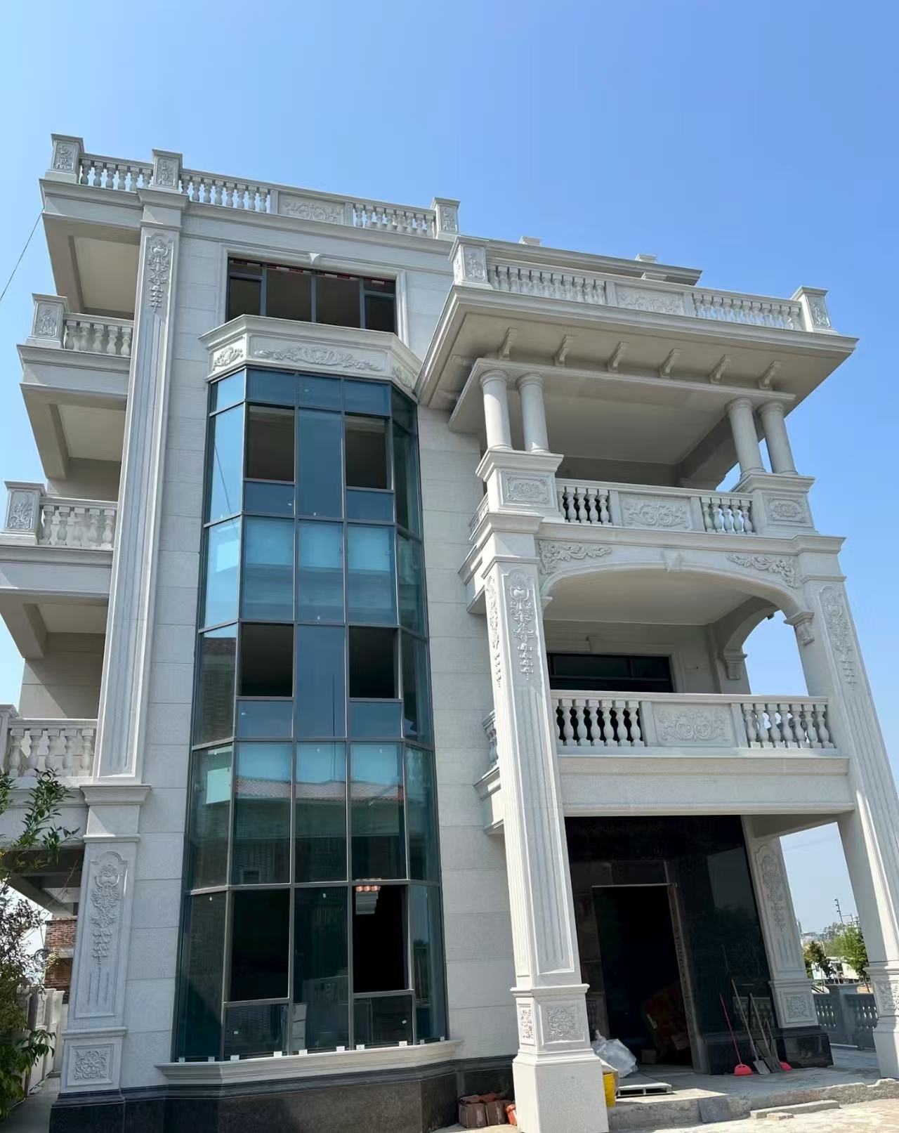 上饶 芝麻白花岗岩别墅外墙干挂效果展示