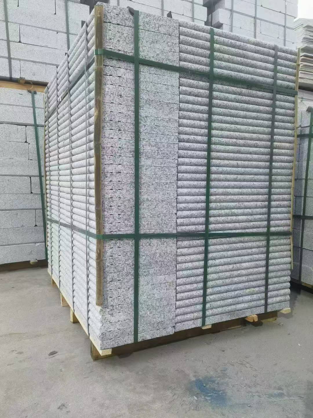 上饶 芙蓉白3公分厚磨圆边、拉槽，楼梯踏步