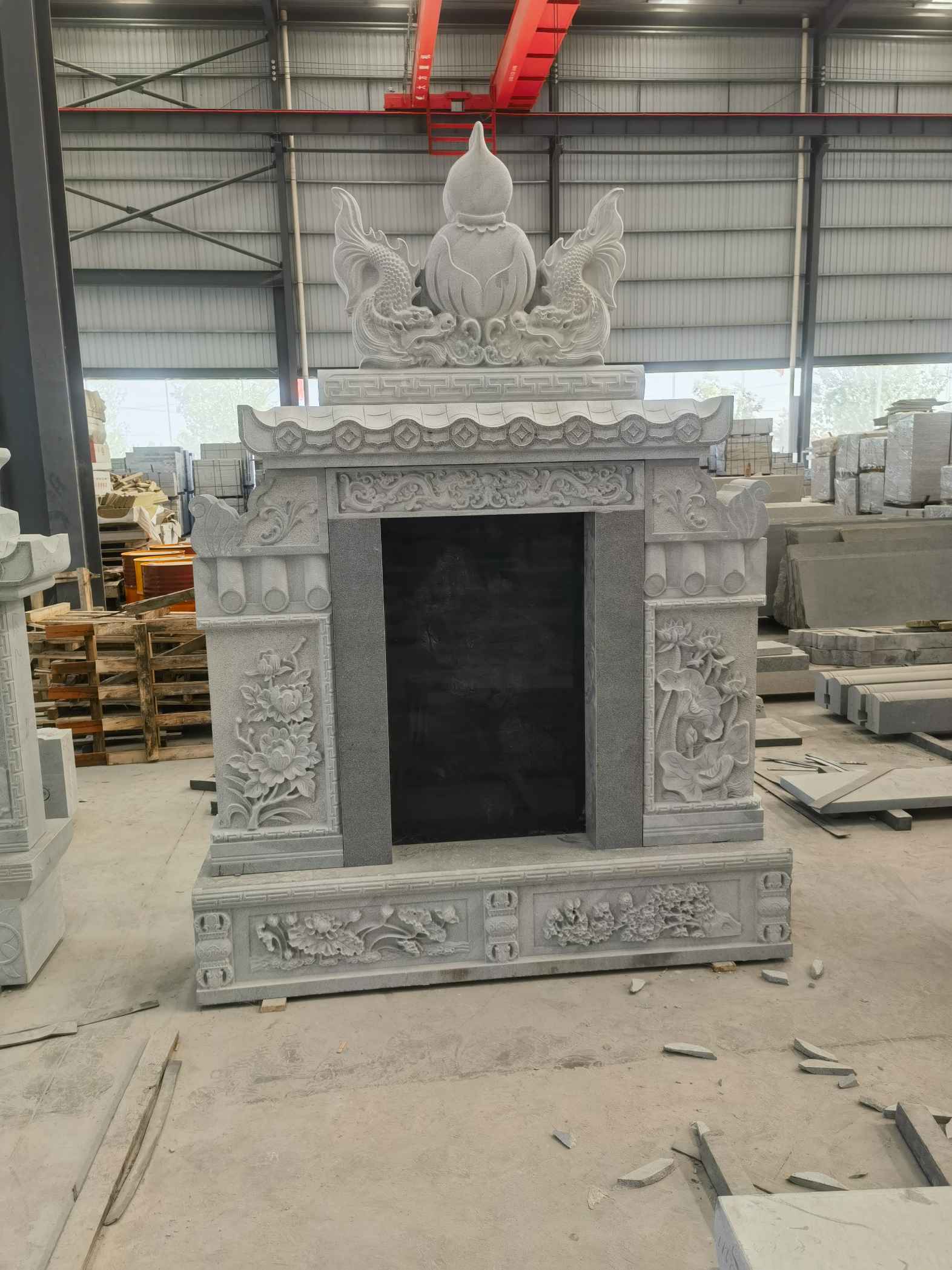 上饶 芝麻灰高档墓碑、土墓，一套也支持定做